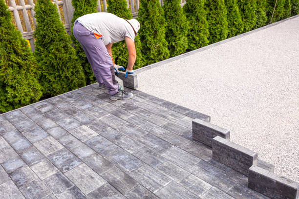 Best Interlocking Driveway Pavers  in Fowlerville, MI