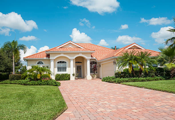 Best Local Driveway Pavers  in Fowlerville, MI